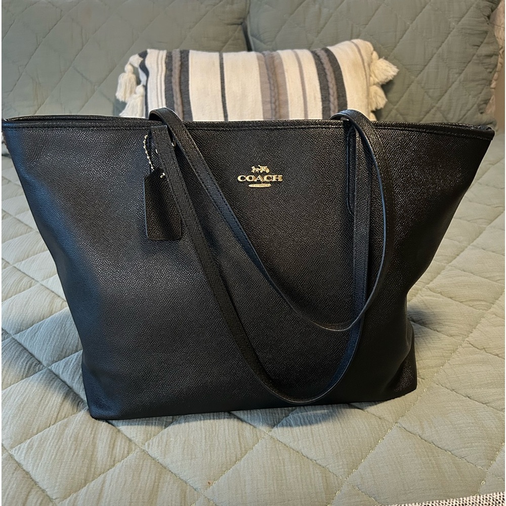 XL black coach tote